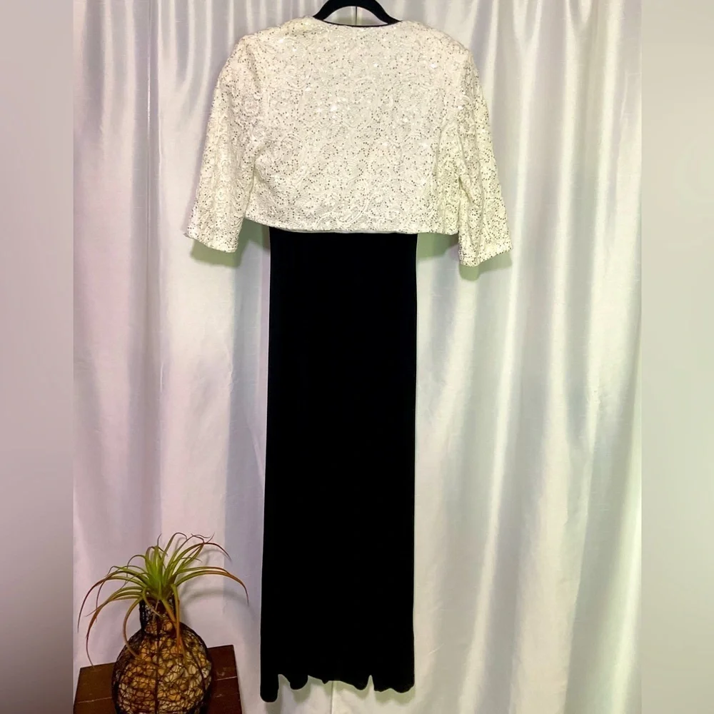 R & M Richard’s Long Formal Bolero Lace Jacket & Dress ( Pre Loved Condition )